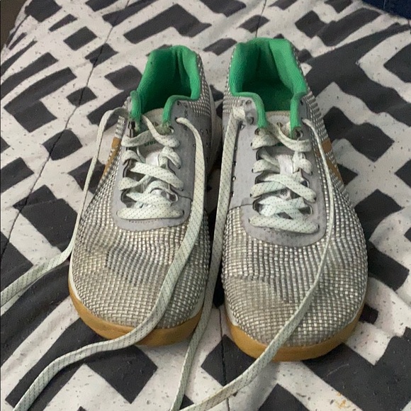 Reebok Nanos - Picture 3 of 7